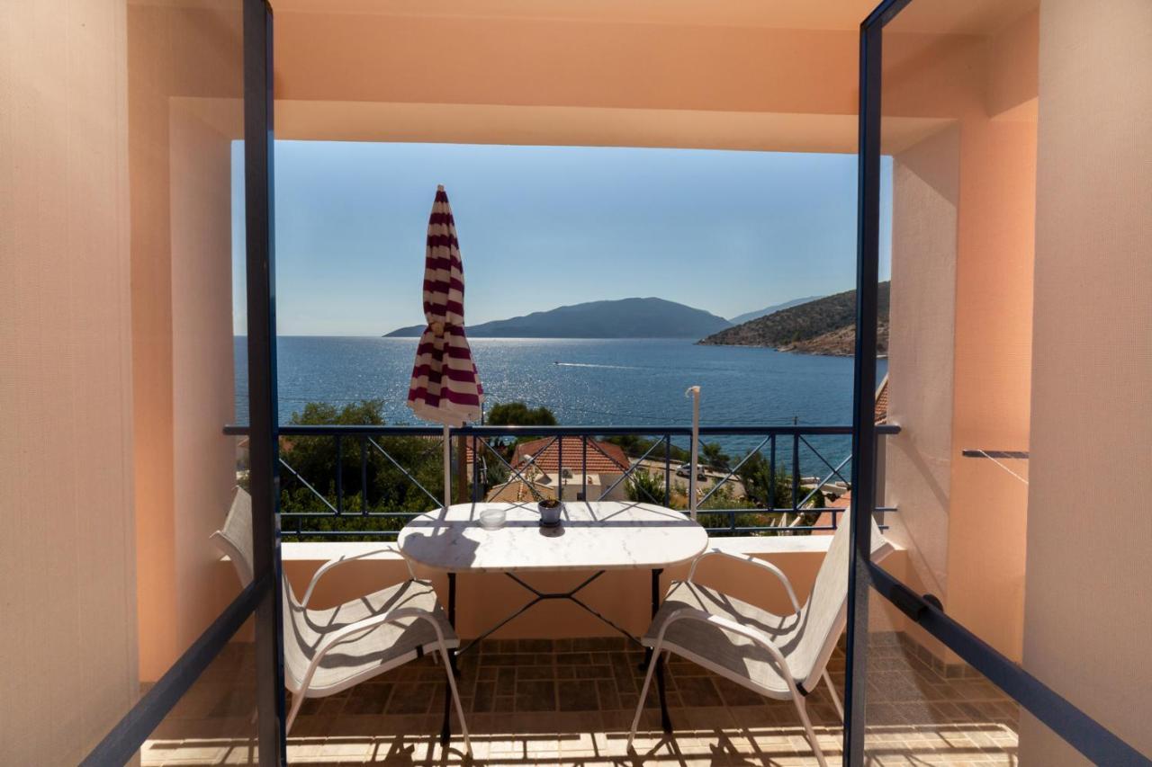 Natassa Apartments Agia Efimia Esterno foto
