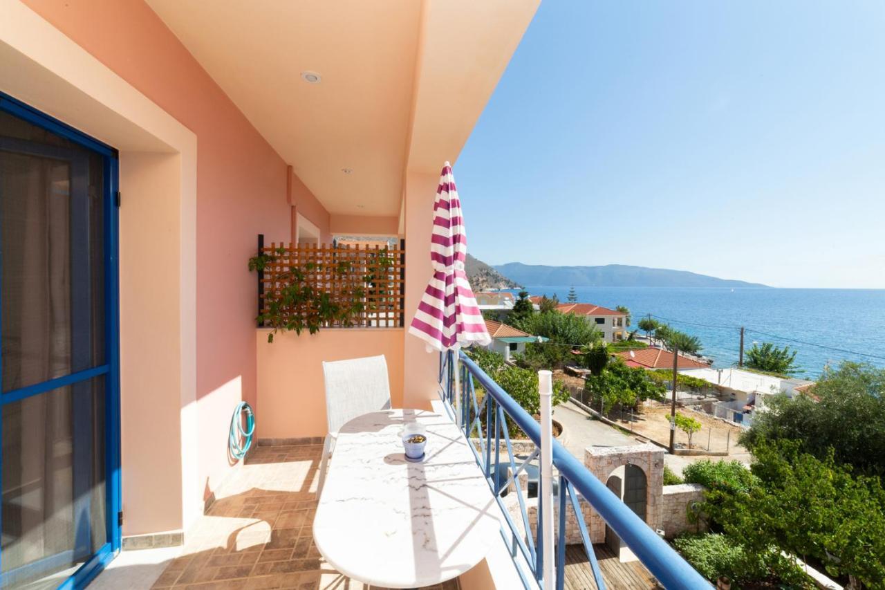 Natassa Apartments Agia Efimia Esterno foto