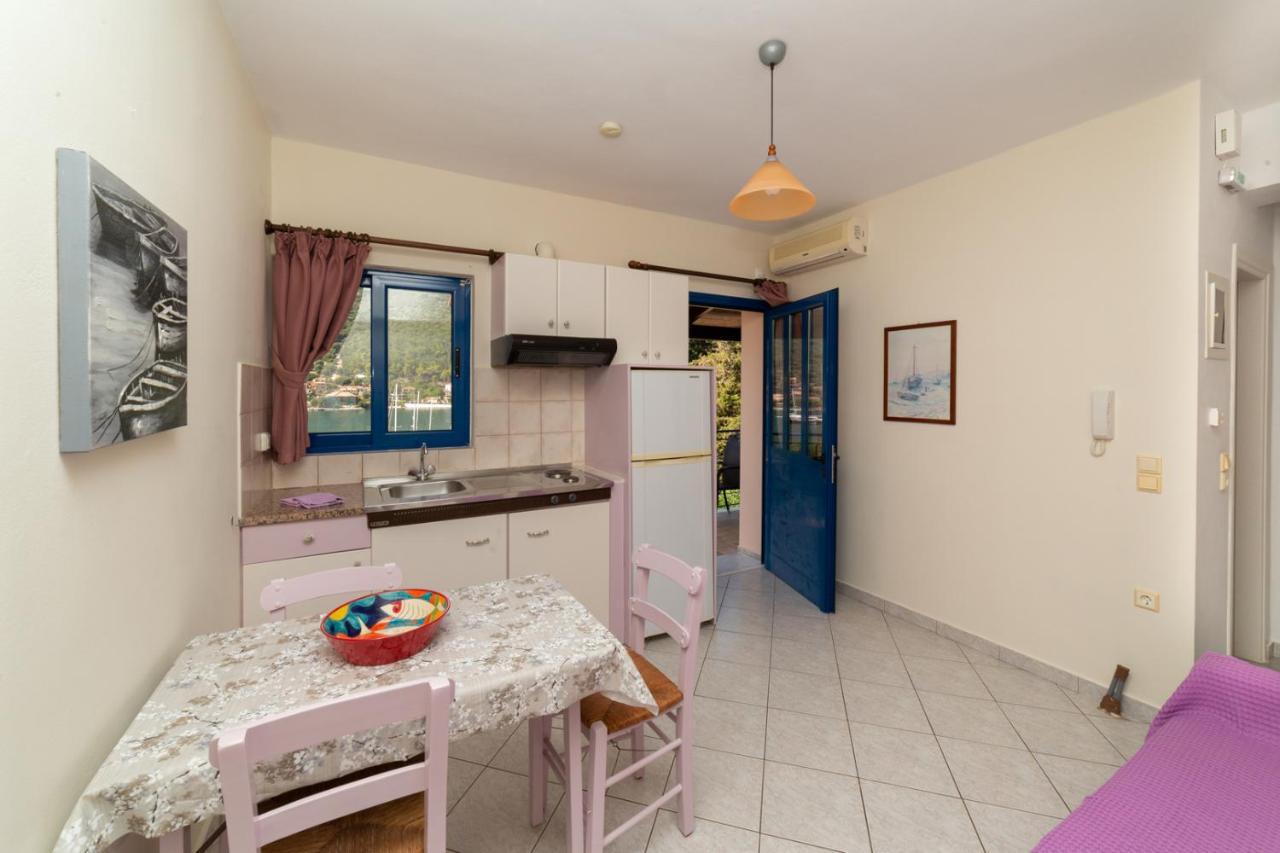 Natassa Apartments Agia Efimia Esterno foto