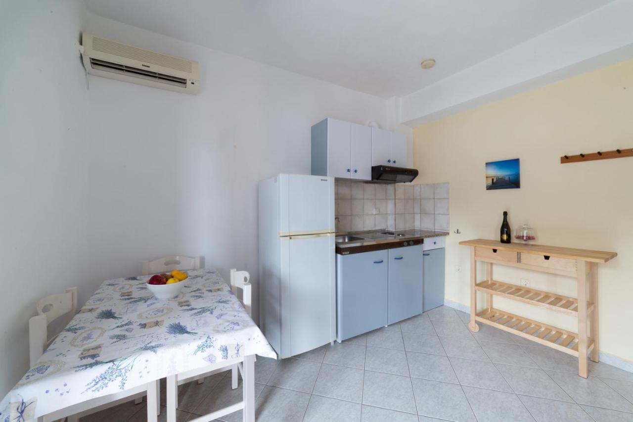 Natassa Apartments Agia Efimia Esterno foto