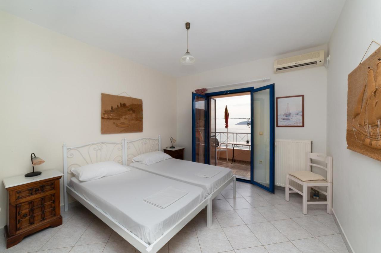 Natassa Apartments Agia Efimia Esterno foto