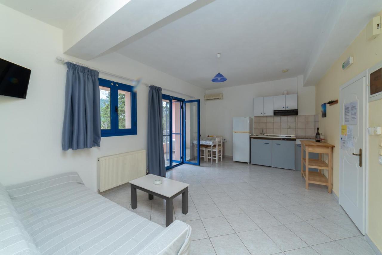 Natassa Apartments Agia Efimia Esterno foto